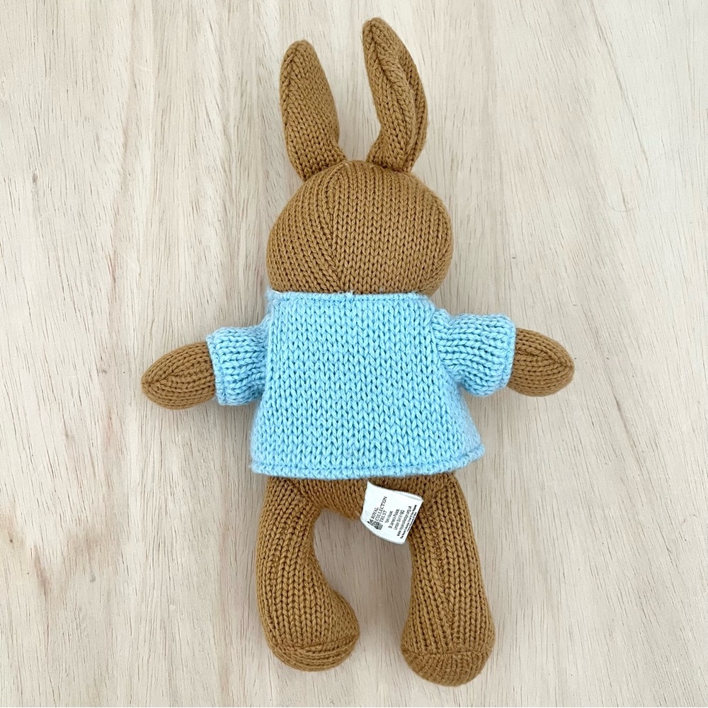 Peter Rabbit Knitted Doll - Picture 4 of 7